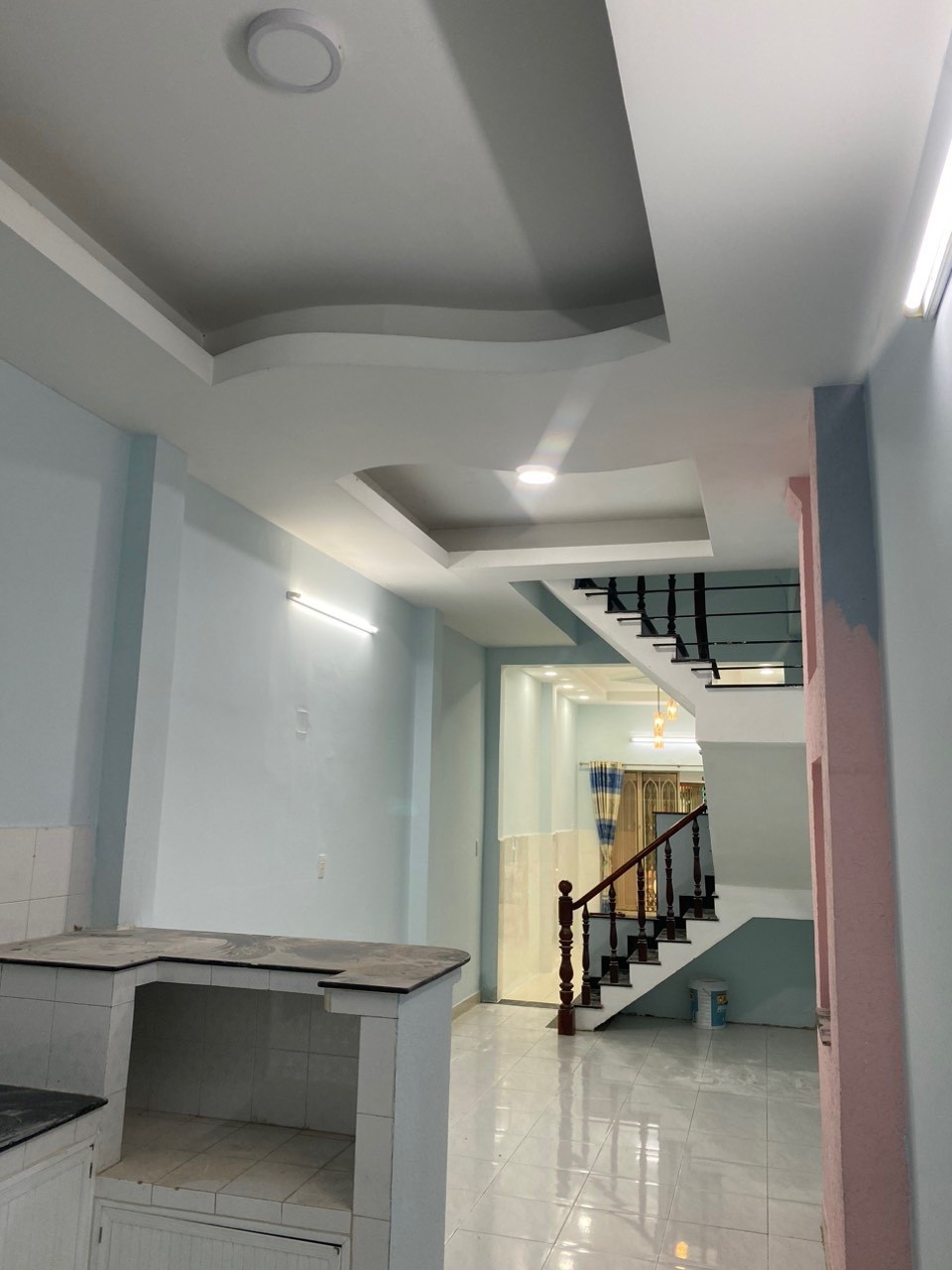 Cho thuê MTKD 12m thông Thạch Lam quận Tân Phú 3 x 20, 2 tầng, giá 10 triệu