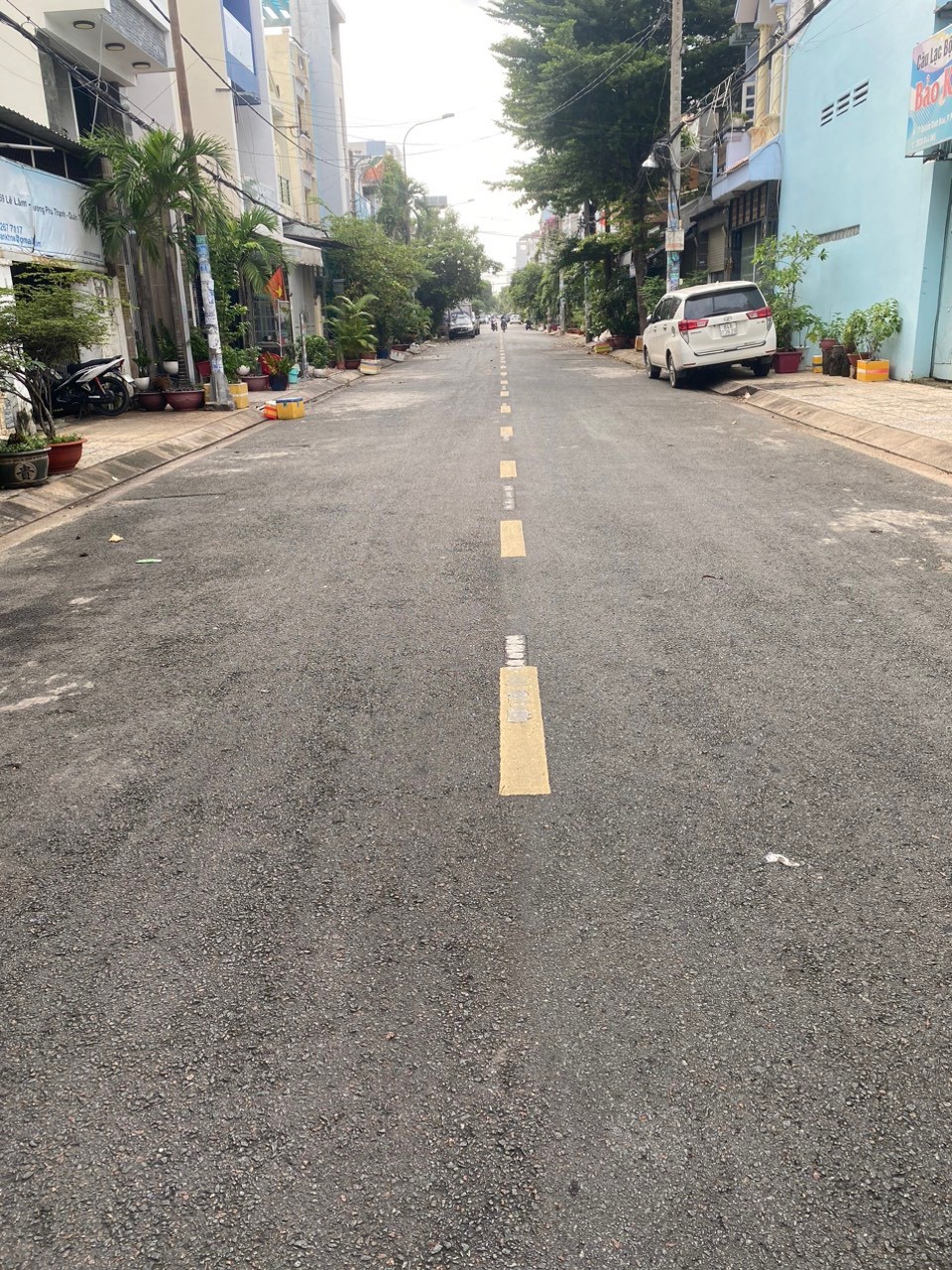 Cho thuê MTKD 12m thông Thạch Lam quận Tân Phú 3 x 20, 2 tầng, giá 10 triệu
