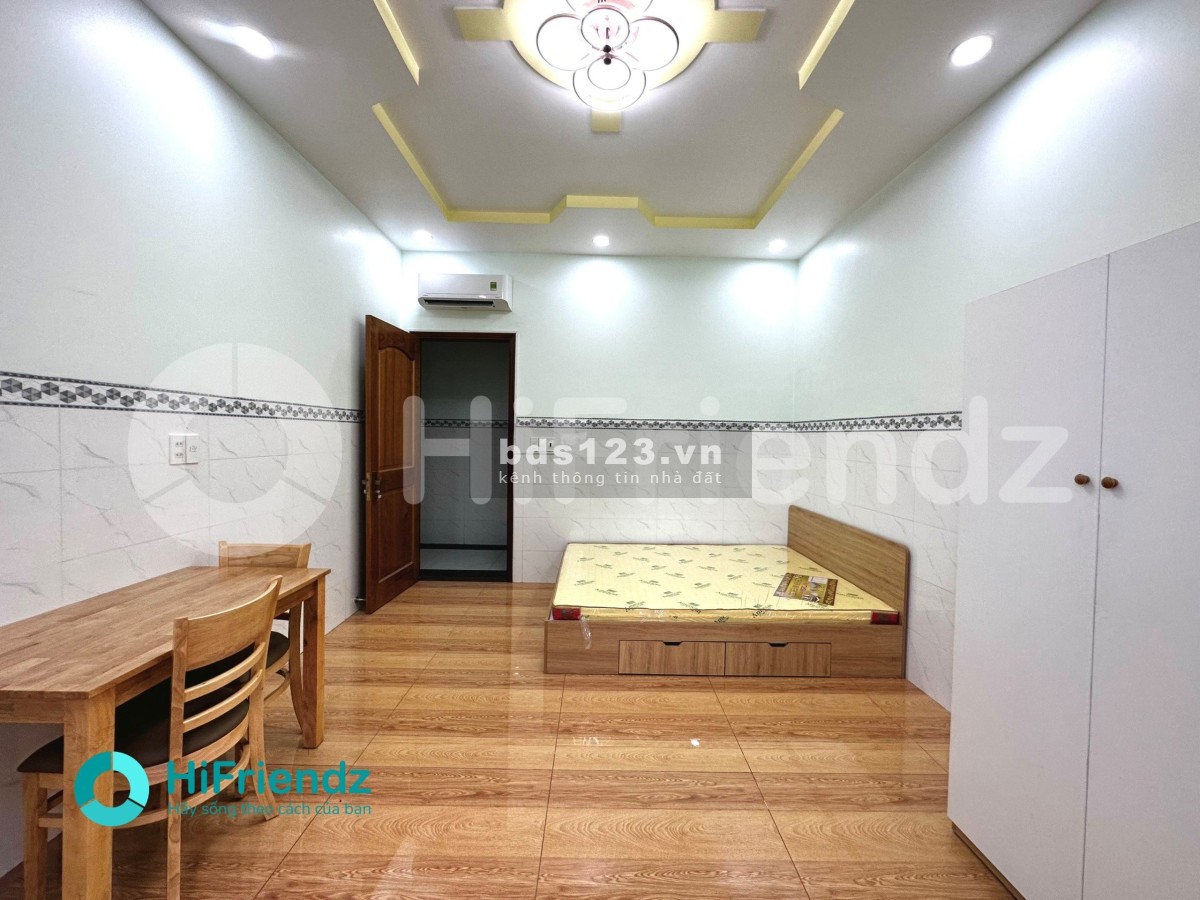 Chính chủ cho thuê phòng giá rẻ ngay Đầm Sen. Giá 5 triệu /tháng