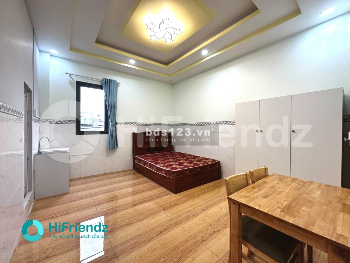 Chính chủ cho thuê phòng giá rẻ ngay Đầm Sen. Giá 5 triệu /tháng