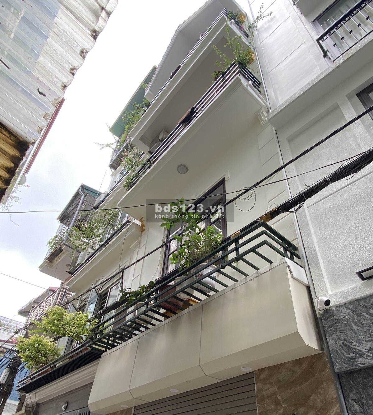 Bán nhà chính chủ DT 31m², đường ô tô vào tận nhà tại Bồ Đề, Long Biên