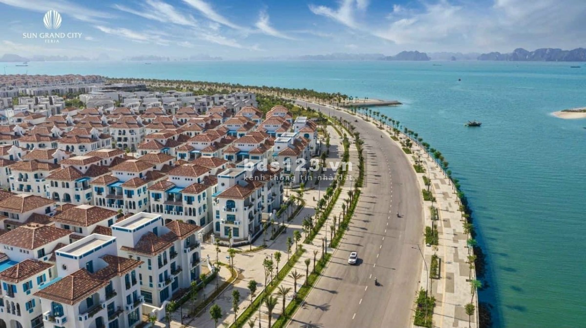 Chính chủ cần bán gấp căn biệt thự 350m2 giá cắt sâu mặt biển Sun Feria Bãi Cháy Hạ Long Quảng Ninh