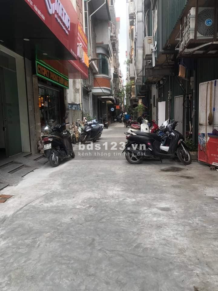 Bán nhà ngõ Phố Trần Quốc Hoàn quận Cầu Giấy