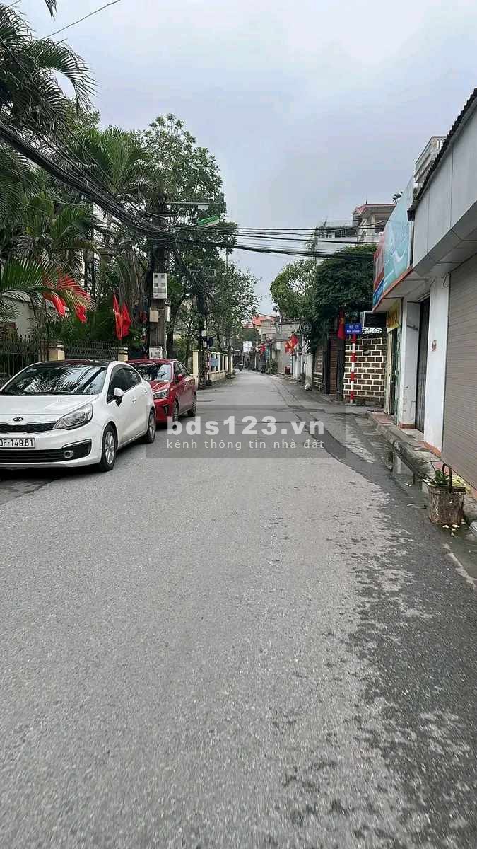 Quá hiếm, 62m đất Việt Hưng, ô tô vào đất, lô góc, mặt ngõ kinh doanh, tặng nhà 2 tầng, 0987883182