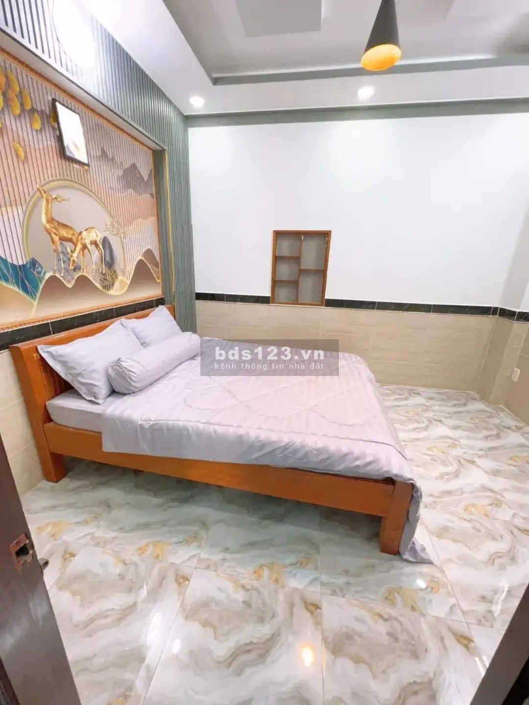 Bán gấp nhà 4 phòng ngủ, 4 vệ sinh ở Lê Văn Sỹ, Tân Bình