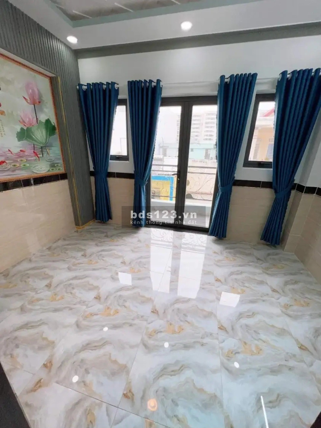 Bán gấp nhà 4 phòng ngủ, 4 vệ sinh ở Lê Văn Sỹ, Tân Bình