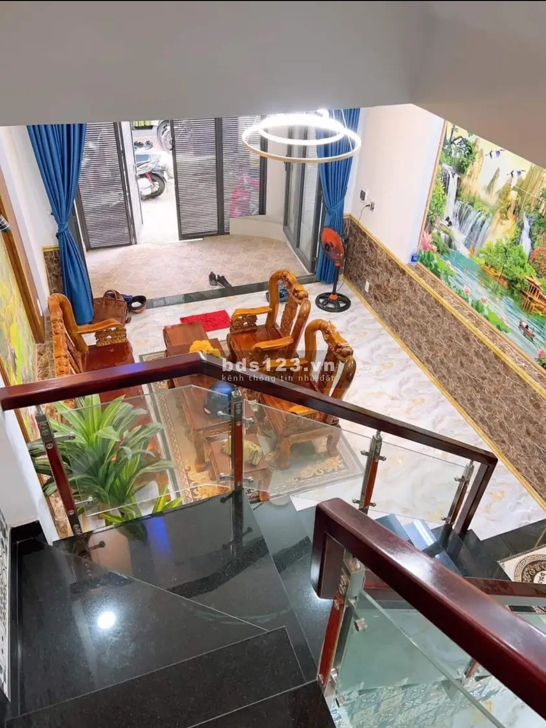 Bán gấp nhà 4 phòng ngủ, 4 vệ sinh ở Lê Văn Sỹ, Tân Bình