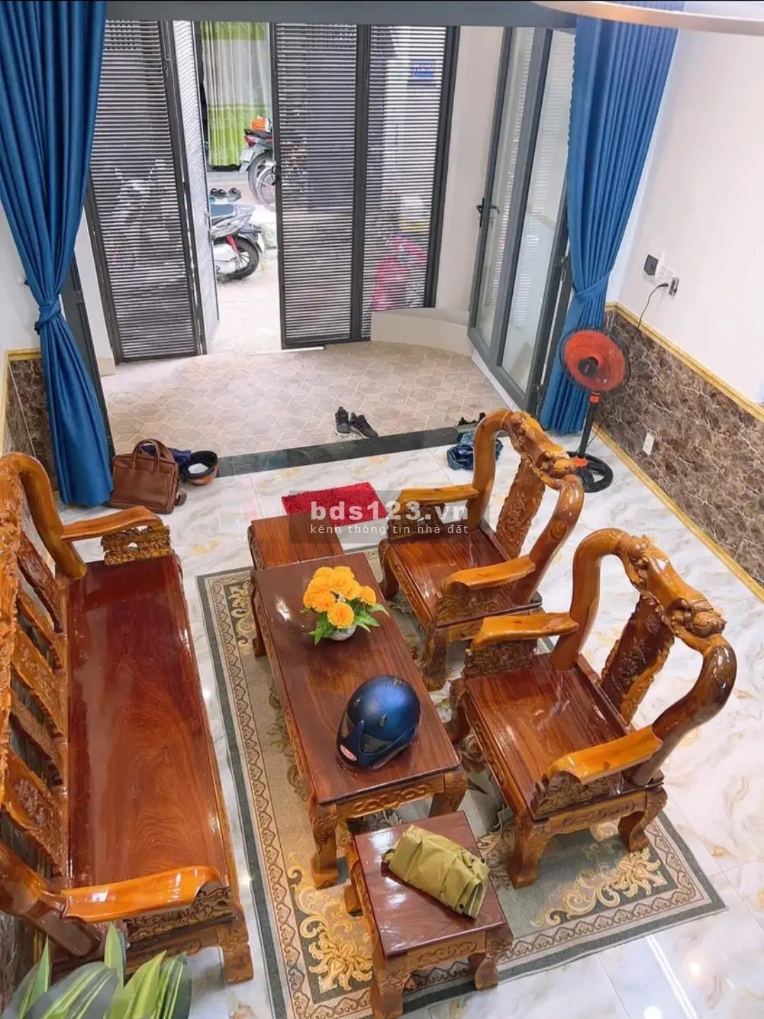 Bán gấp nhà 4 phòng ngủ, 4 vệ sinh ở Lê Văn Sỹ, Tân Bình