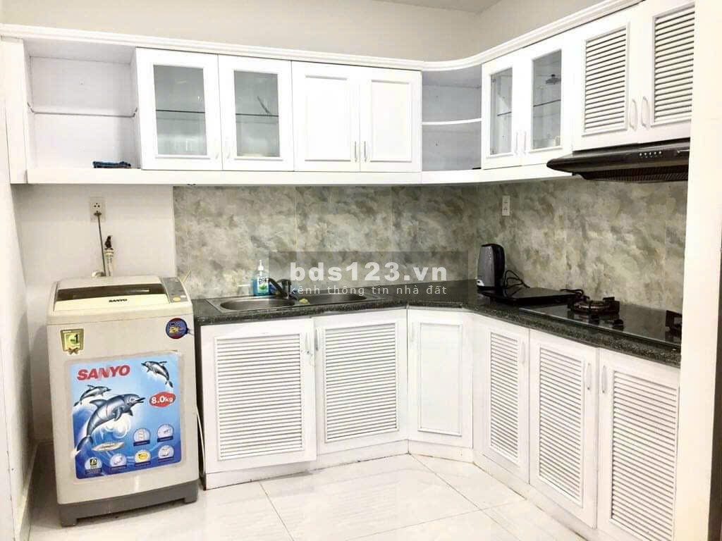 Bán căn hộ 2 PN view đẹp, thoáng mát, liền kề Phú Mỹ Hưng, tiện bề đi tứ tung. Đã giảm 50 triệu