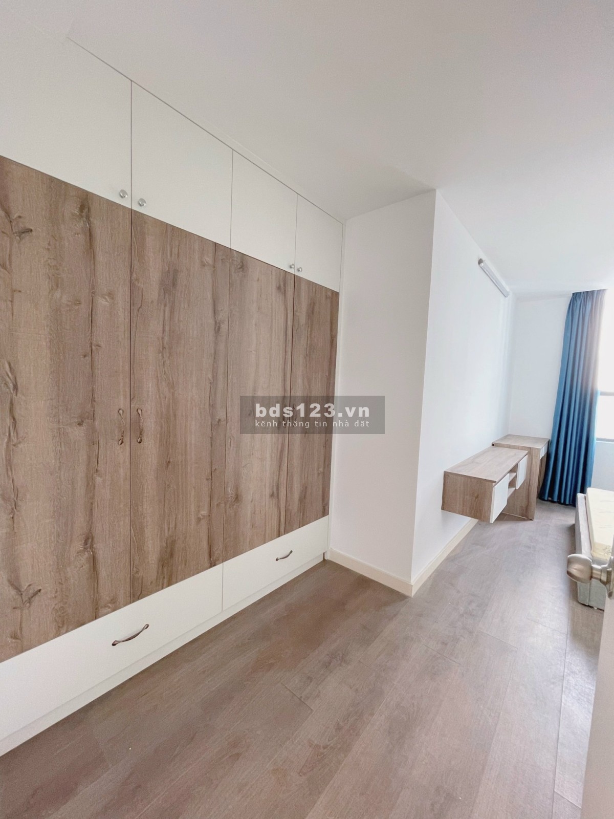 Cho thuê căn góc 3PN Opal Riverside tầng trung
