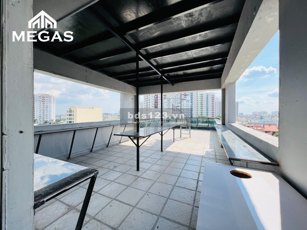 Cho thuê RoofTop kinh doanh, sẵn máy pha chế, Ngay mặt tiền đường Trường Chinh