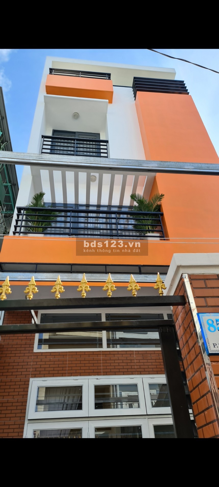 Chủ ngộp bank cần bán Nhà đẹp HXH Phạm Văn Hai phường 5 Tân Bình