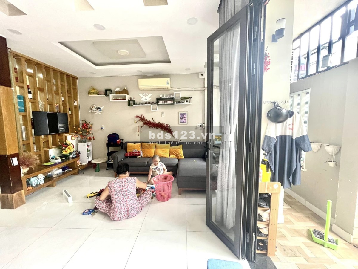 Bán nhà 2 lầu đường 385, 600m ra đg Lê Văn Việt, Q9, Tăng Nhơn Phú A, 52m², MT 5.2m Giá chỉ 5.8 tỷ