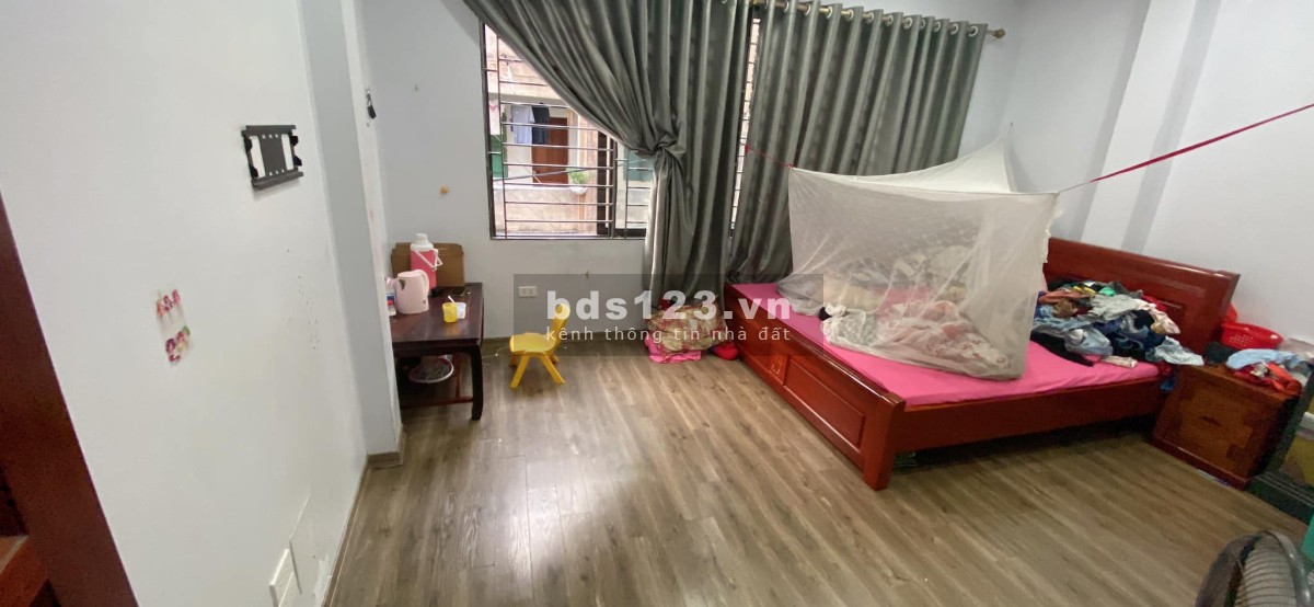 Bán gấp nhà 5 tầng mặt phố Trương Công Định, 44m², MT 4.8m, vỉa hè, kinh doanh, chỉ 7.8 tỷ.