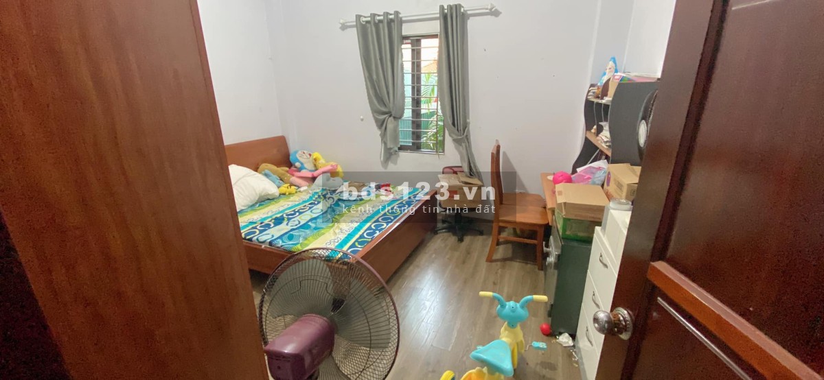 Bán gấp nhà 5 tầng mặt phố Trương Công Định, 44m², MT 4.8m, vỉa hè, kinh doanh, chỉ 7.8 tỷ.
