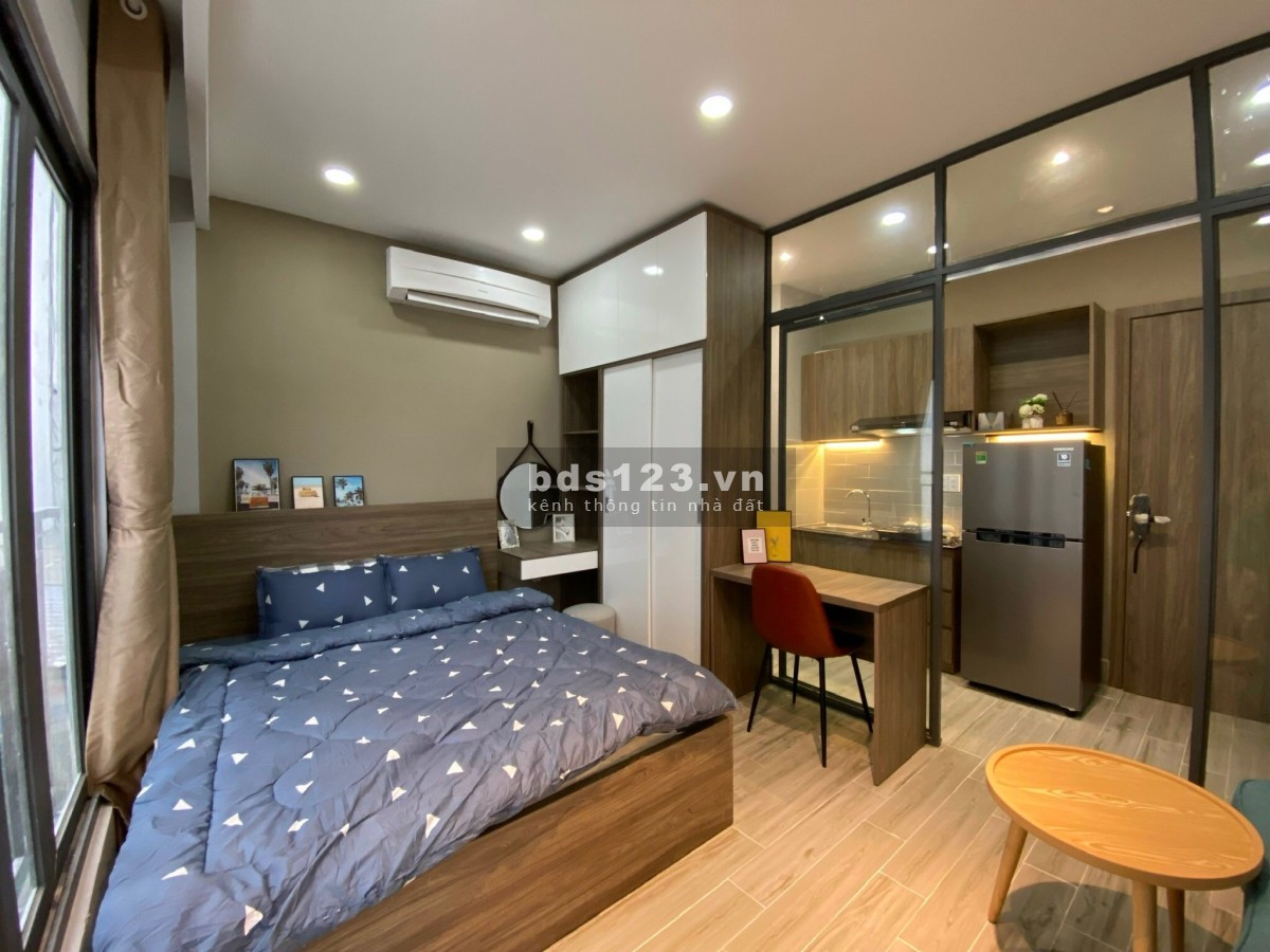 Căn hộ dịch vụ full nội thất, ban công, gần trường đại học mở, công viên HVT, thuận tiện đi lại