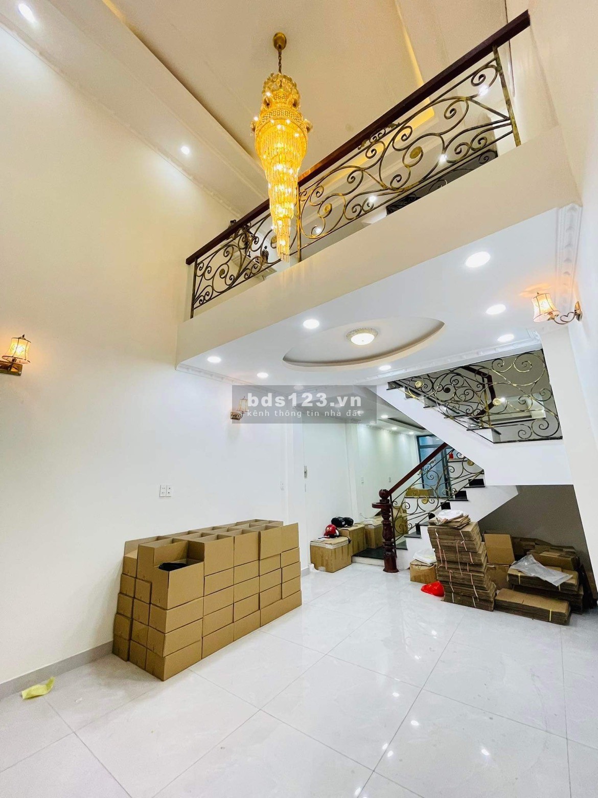 9,5 tỷ. Bán nhà Bình Thạnh đường Nơ Trang Long.