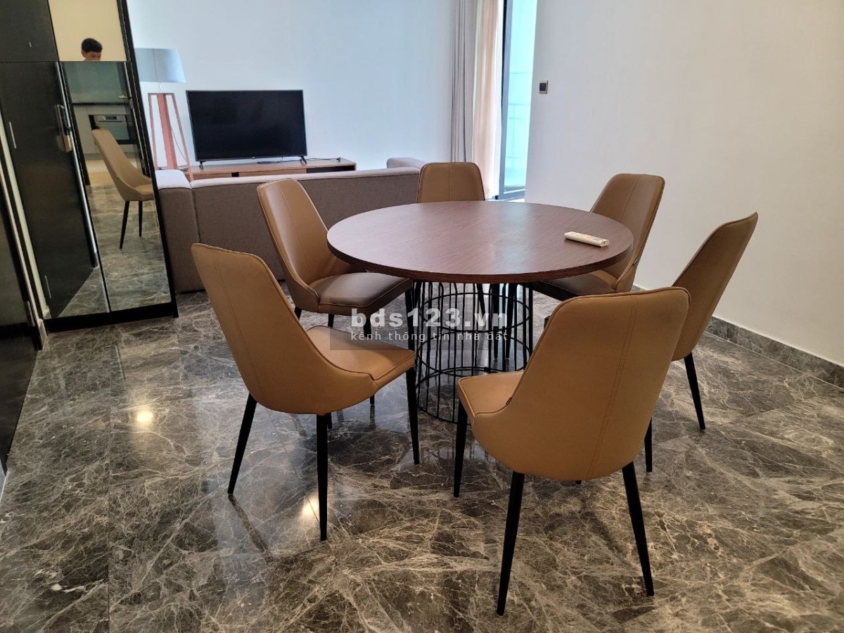 [English below] Căn hộ 3PN nội thất cao cấp tự decor - giá từ 45tr/tháng tại D1Mension Quận 1.