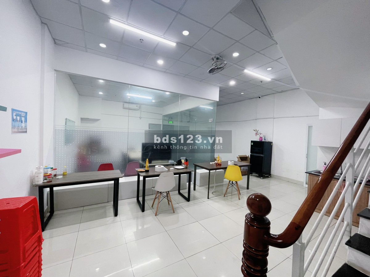 Cho thuê văn phòng Lakeview 1 trệt 1 lầu giá 80 triệu