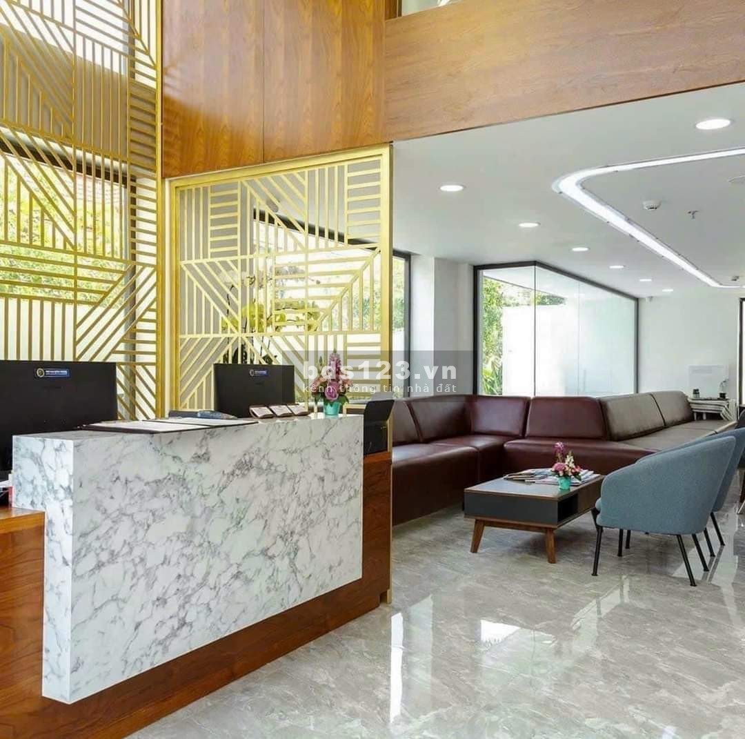 Cho thuê nguyên căn nhà phố kinh doanh 5 tầng đường Phạm Thái Bường