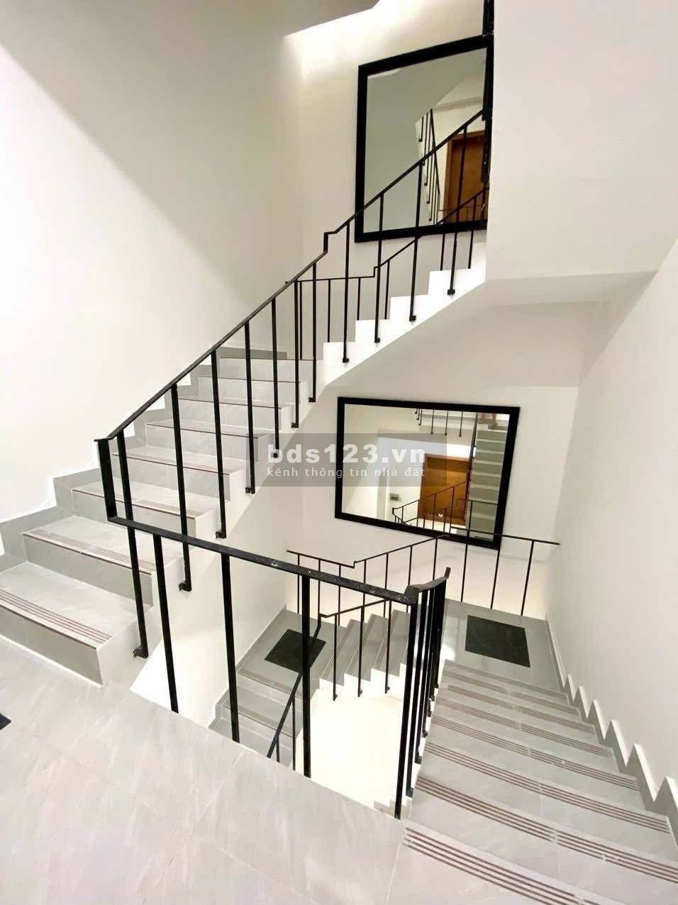 Cho thuê nhà phố mới xây 5 lầu 700m2 mặt tiền Tôn đức thắng, quận 1