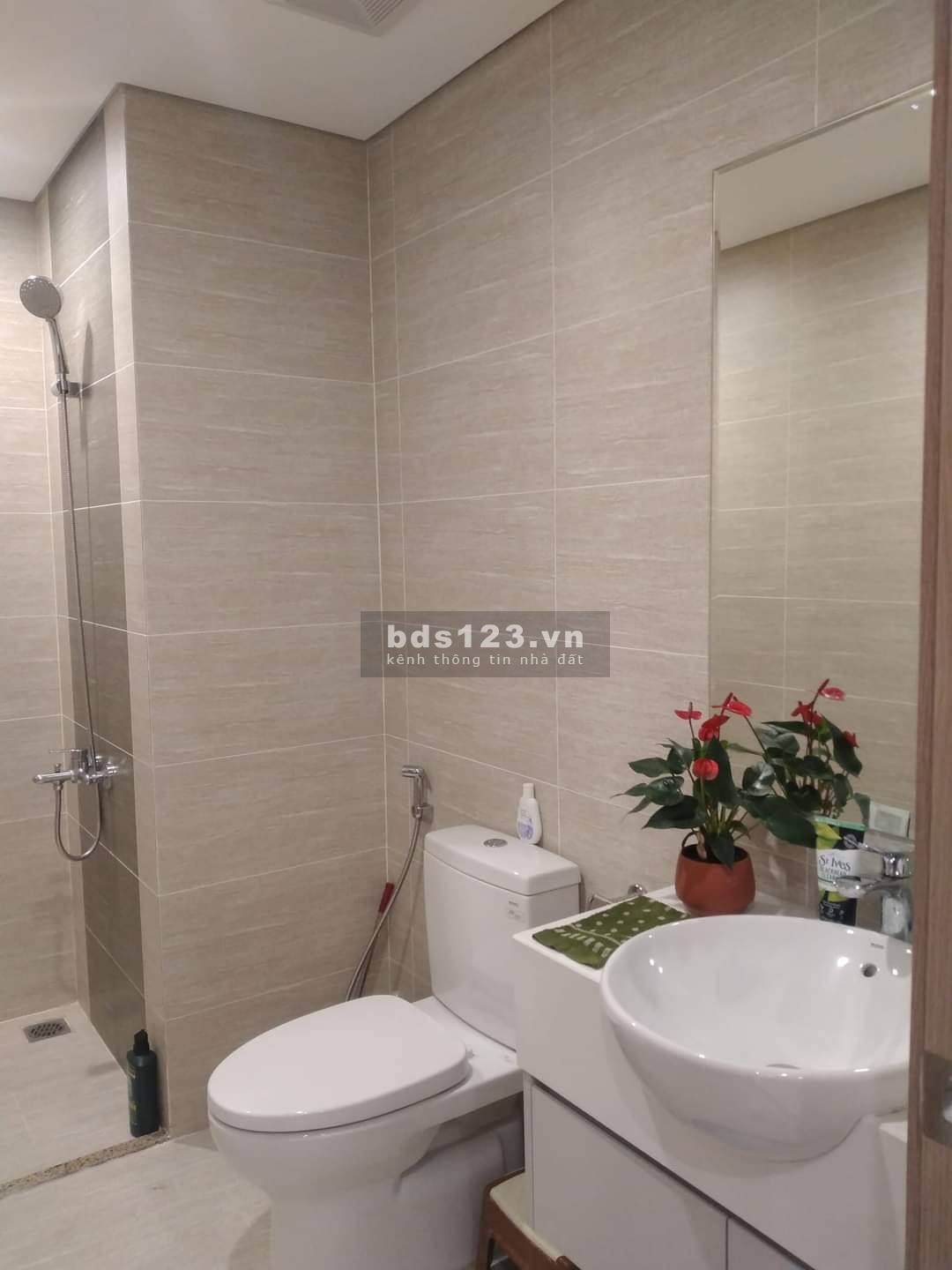 Bất ngờ chủ nhà bán căn 1PN+ full đồ chỉ 1t850, Vinhomes Smart City