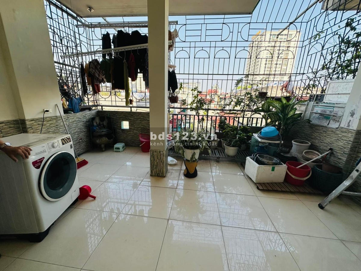 Cần bán nhà mặt phố nguyễn công hoan ba đình.mặt tiền 5,2m,6 tầng ,13 tỉ