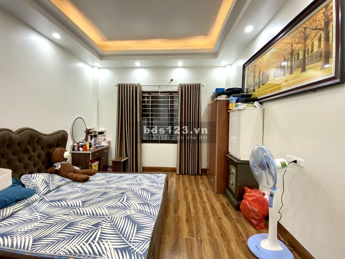 Cực Hiếm, Đẹp, Vị trí trung tâm, Bán Nhà Linh Lang – Đào Tấn, 40m, 4T, chỉ hơn 4 tỷ