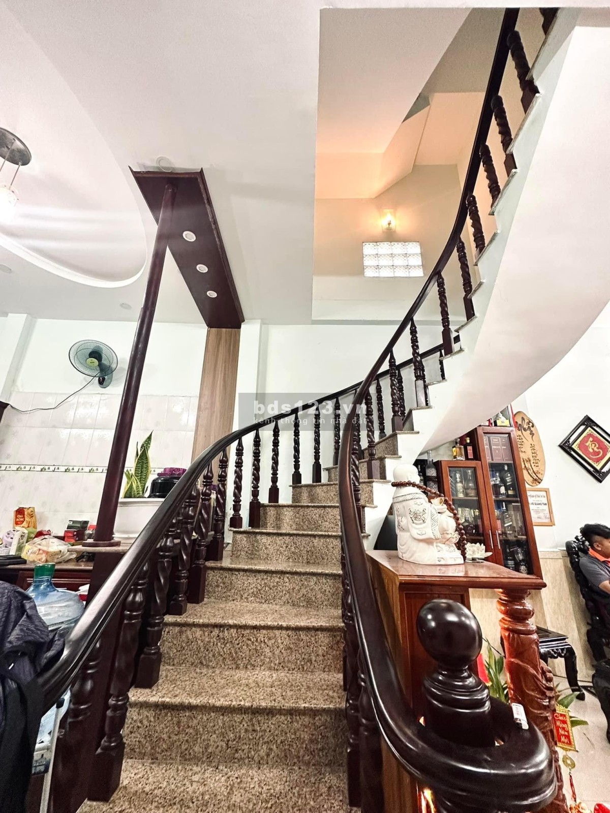 Bán nhà HXH Nguyễn Hữu Cảnh, Phường 22, Quận Bình Thạnh