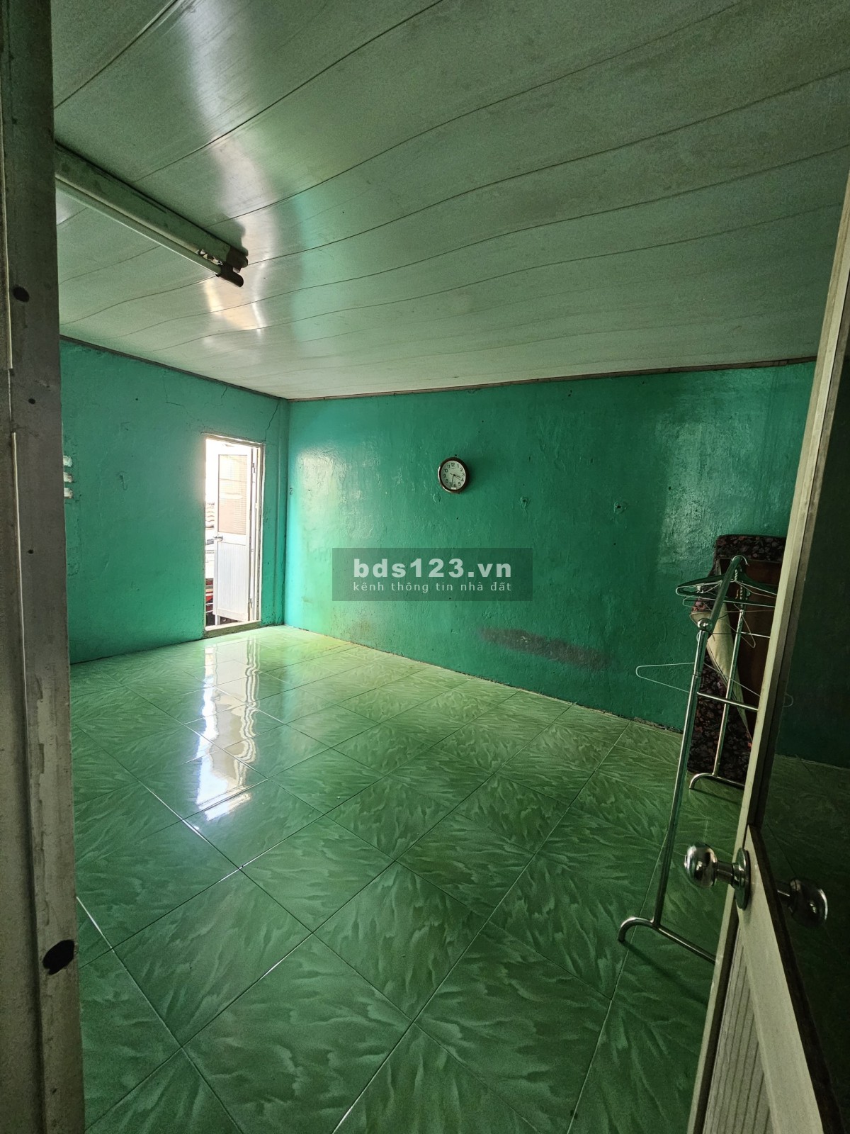cho nam thuê phòng giá 2tr5 phòng 16m2