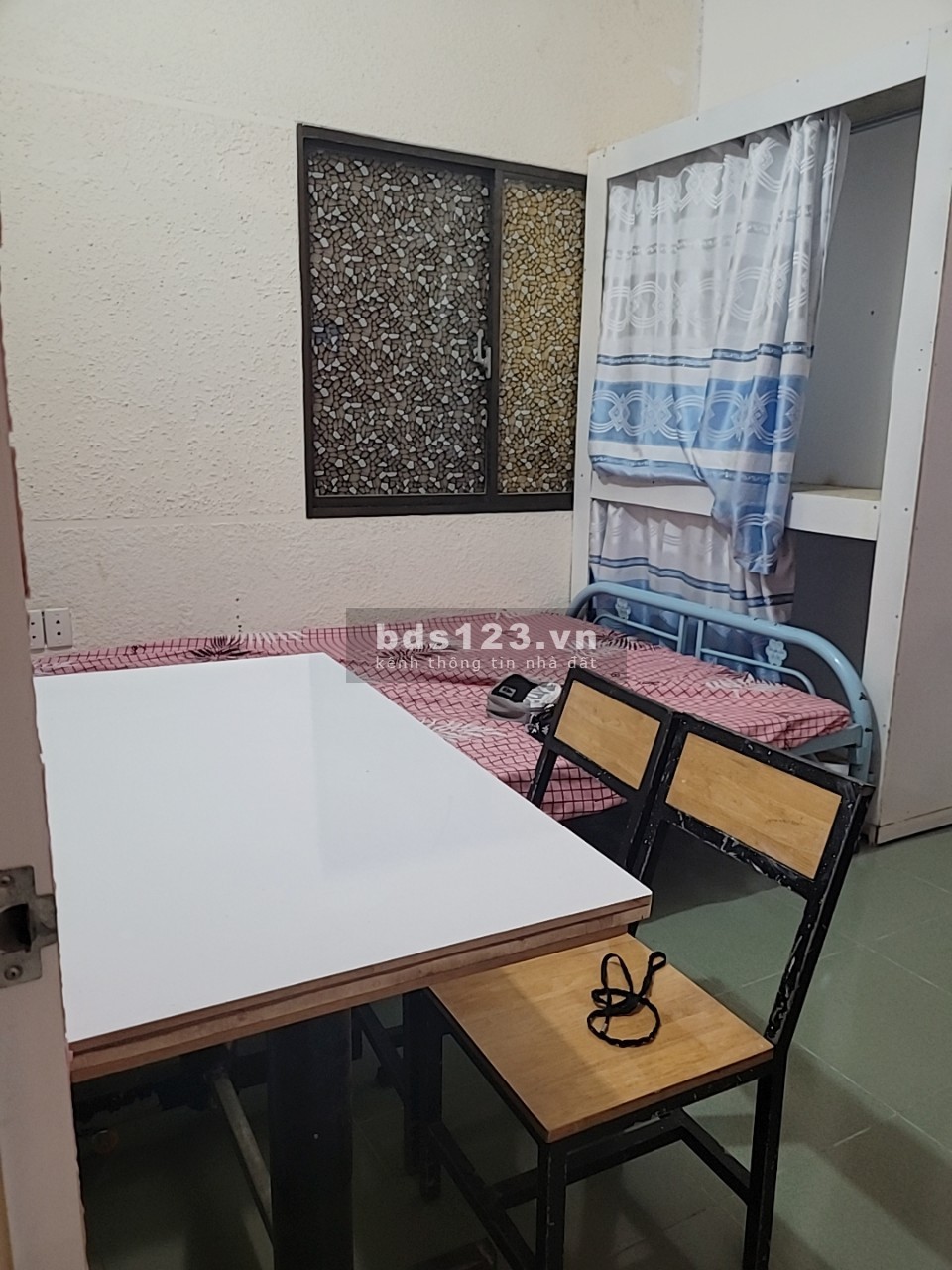 Phòng trọ ngay mặt tiền đường Trần Trọng Cung, ngay khu dân cư cao cấp Nam Long.