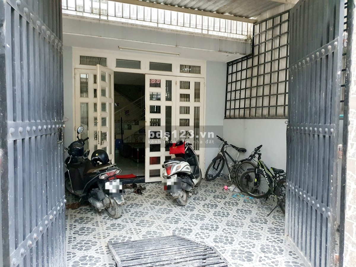 Bán nhà 2 lầu dt 77m2, đường 48, Hiệp Bình Chánh, Thủ Đức, 5p tới GG mall