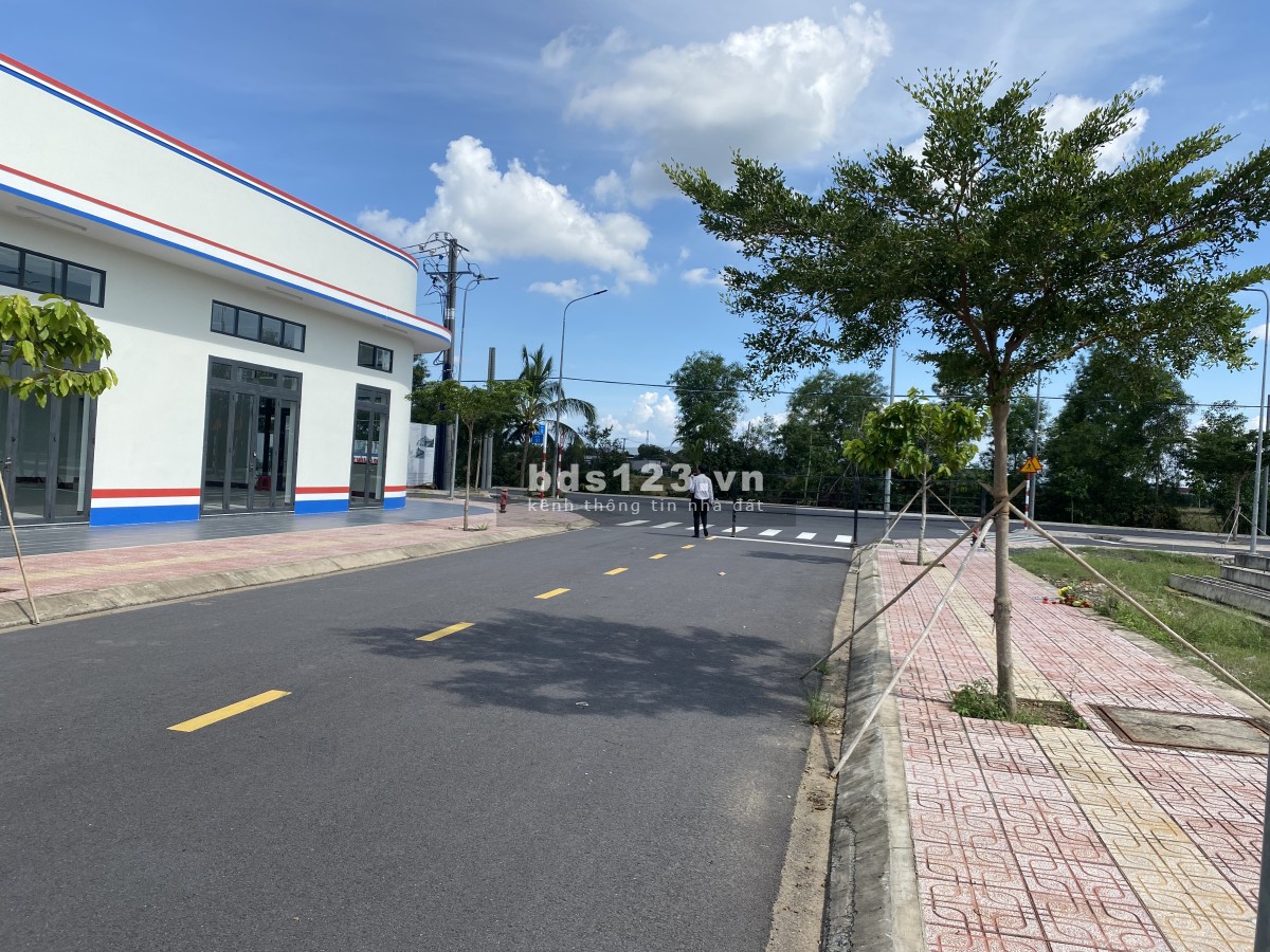 Đất chính chủ lo đất đẹp nằm ngây mặt tiền đường số1 - Tân Bữu, Thanh Phú