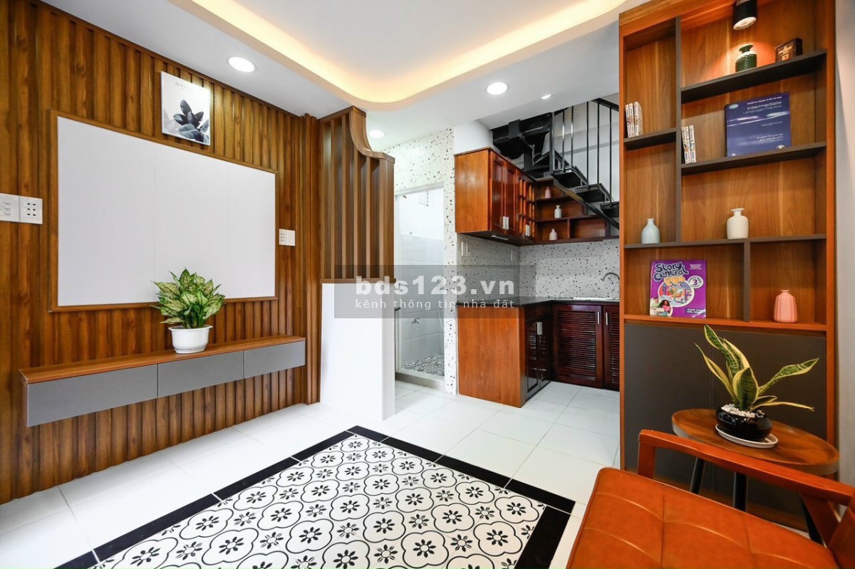 Mình cần bán nhanh căn nhà hơn 2 tỷ ở Lê Đức Thọ - Gò Vấp