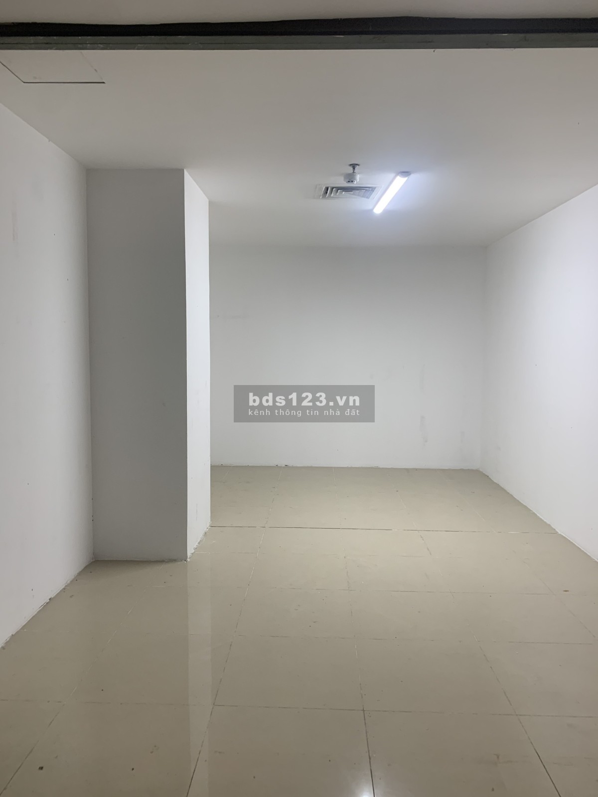 Chính chủ cho thuê Kios MT đường Âu Cơ diện tích 9-16 m2, giá chỉ từ 1.1 triệu / tháng 0933 964 533