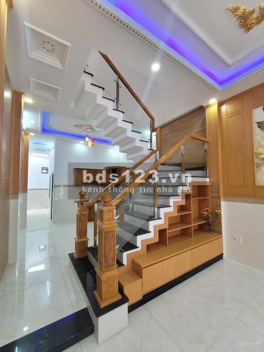 Chính chủ bán căn nhà sổ Hồng riêng thổ cư, giá đúng 1,7 tỷ (Chính xác 100%)