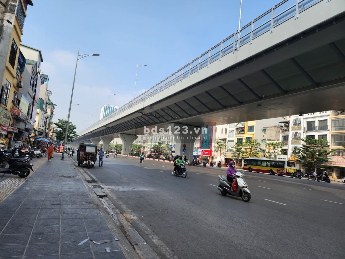 Bán đất mặt phố Minh Khai phù hợp xây nhà hàng, văn phòng MT7,1m 77m2 33,5 tỷ