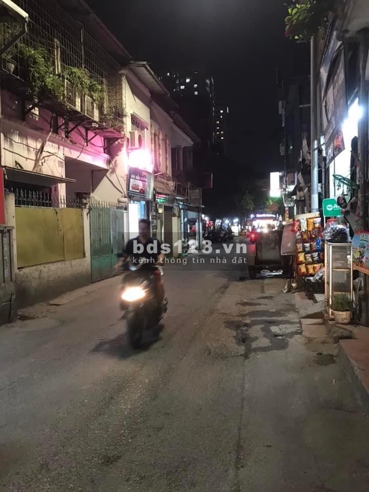 Bán nhà mặt phố Nguyễn Đức Cảnh Hoàng Mai, sổ vuông, mặt tiền 6m nhỉnh giá 4 tỷ