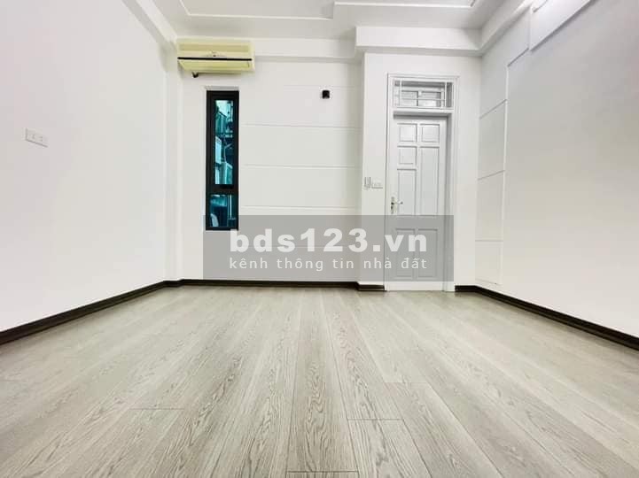 Cần tiền chạy thận bán gấp nhà Tân Mai, Hoàng Mai, ngõ thông, 35m2 giá chỉ nhỉnh 3 tỷ (TL)