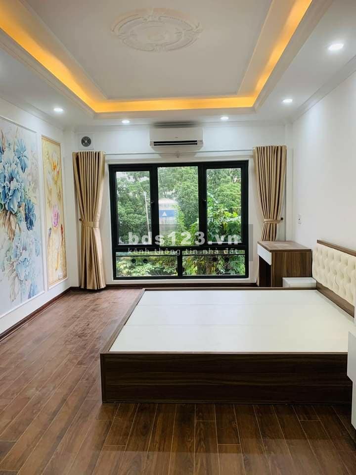 Bán nhà đẹp Xuân La -Gần Ngoại Giao Đoàn – Ngõ thông tứ tung – 45m 5 tầng, chỉ 4,4tỷ - cách ô tô 5m