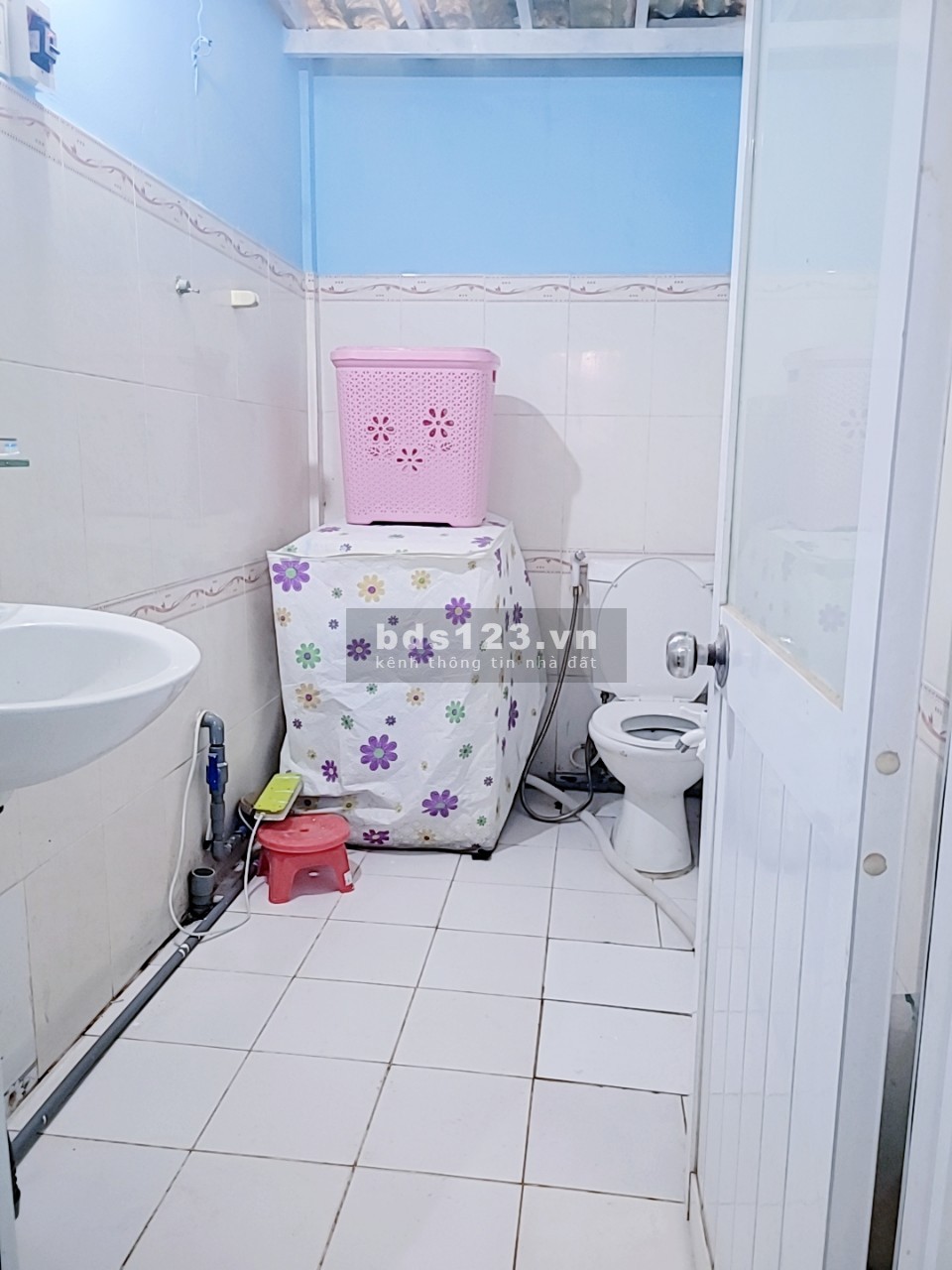 Phòng trọ ngay mặt tiền đường Trần Trọng Cung, ngay khu dân cư cao cấp Nam Long.
