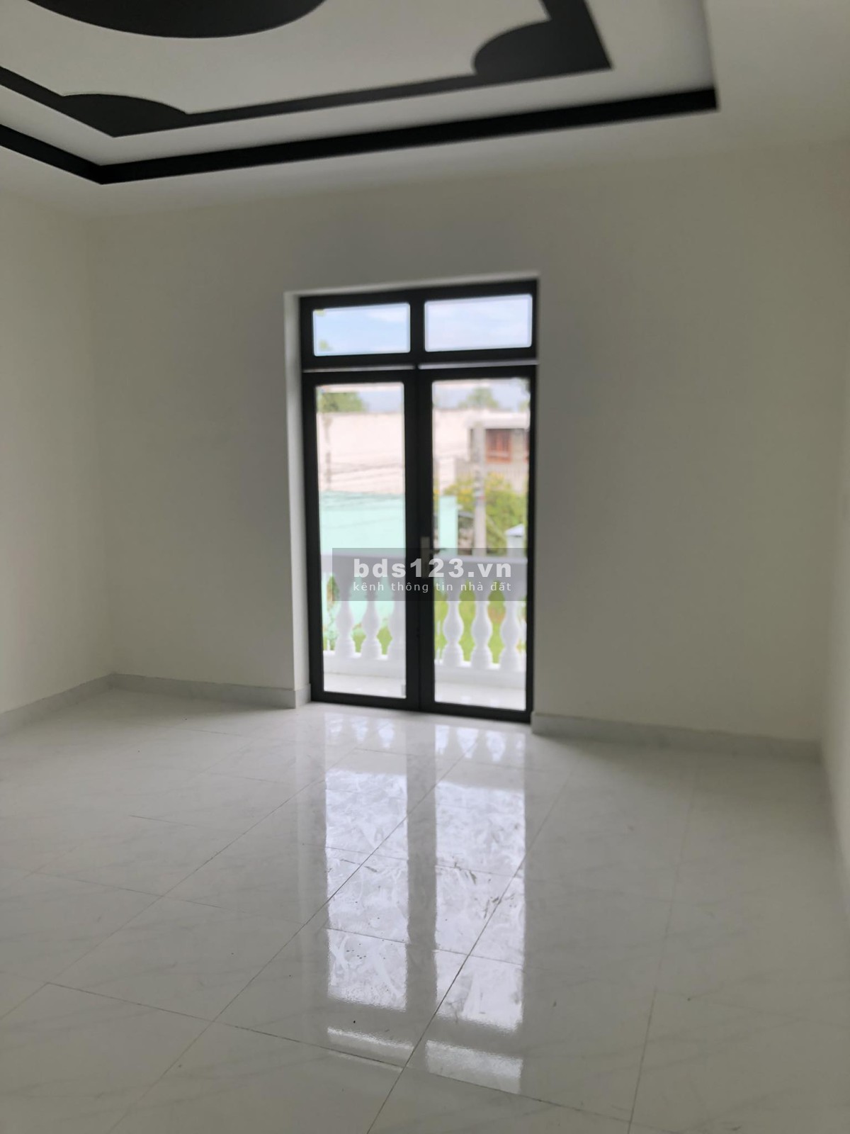Chính chủ kẹt tiền cần bán nhà 2 tầng 1 trệt 1 lầu