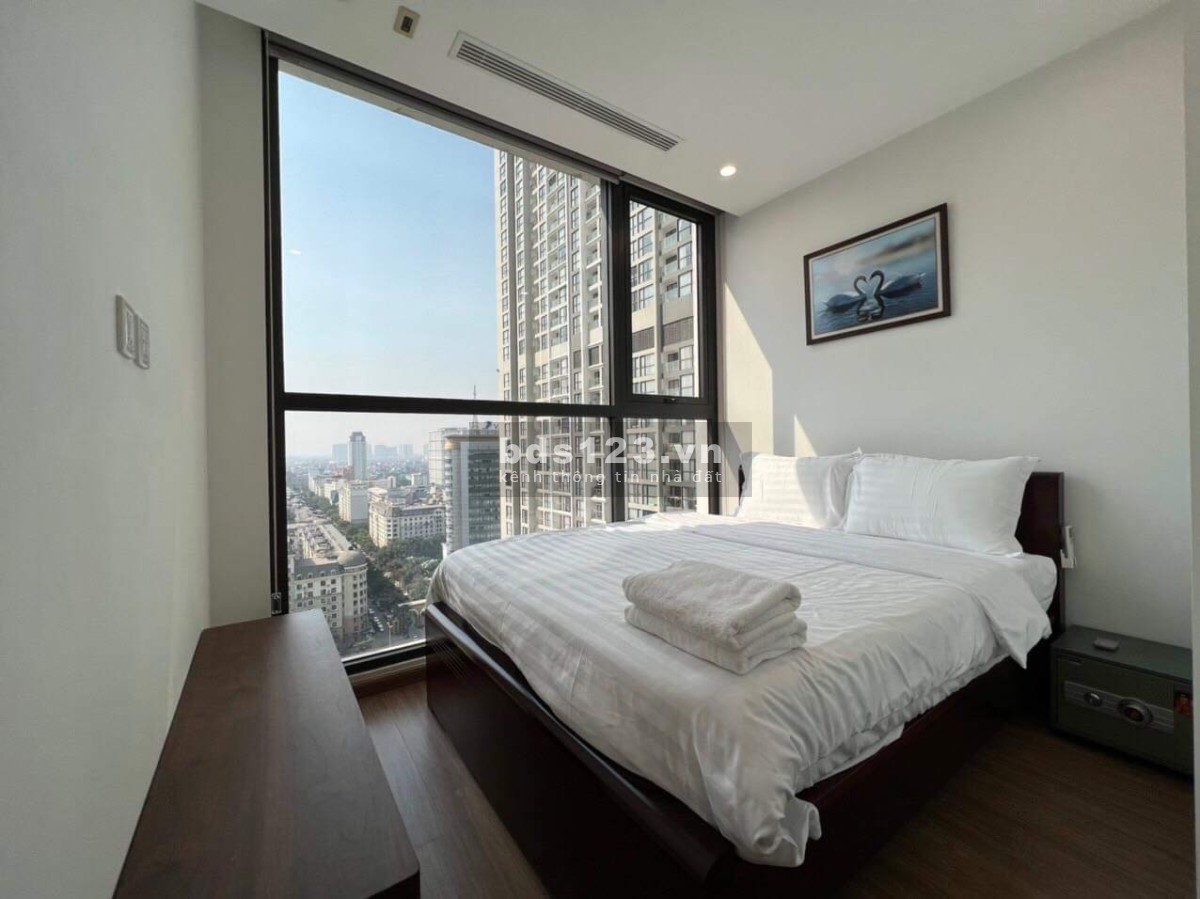 Vinhomes Sky lake: Chính chủ cần bán căn hộ chung cư 2n2wc tầng trung đẹp giá cạnh tranh