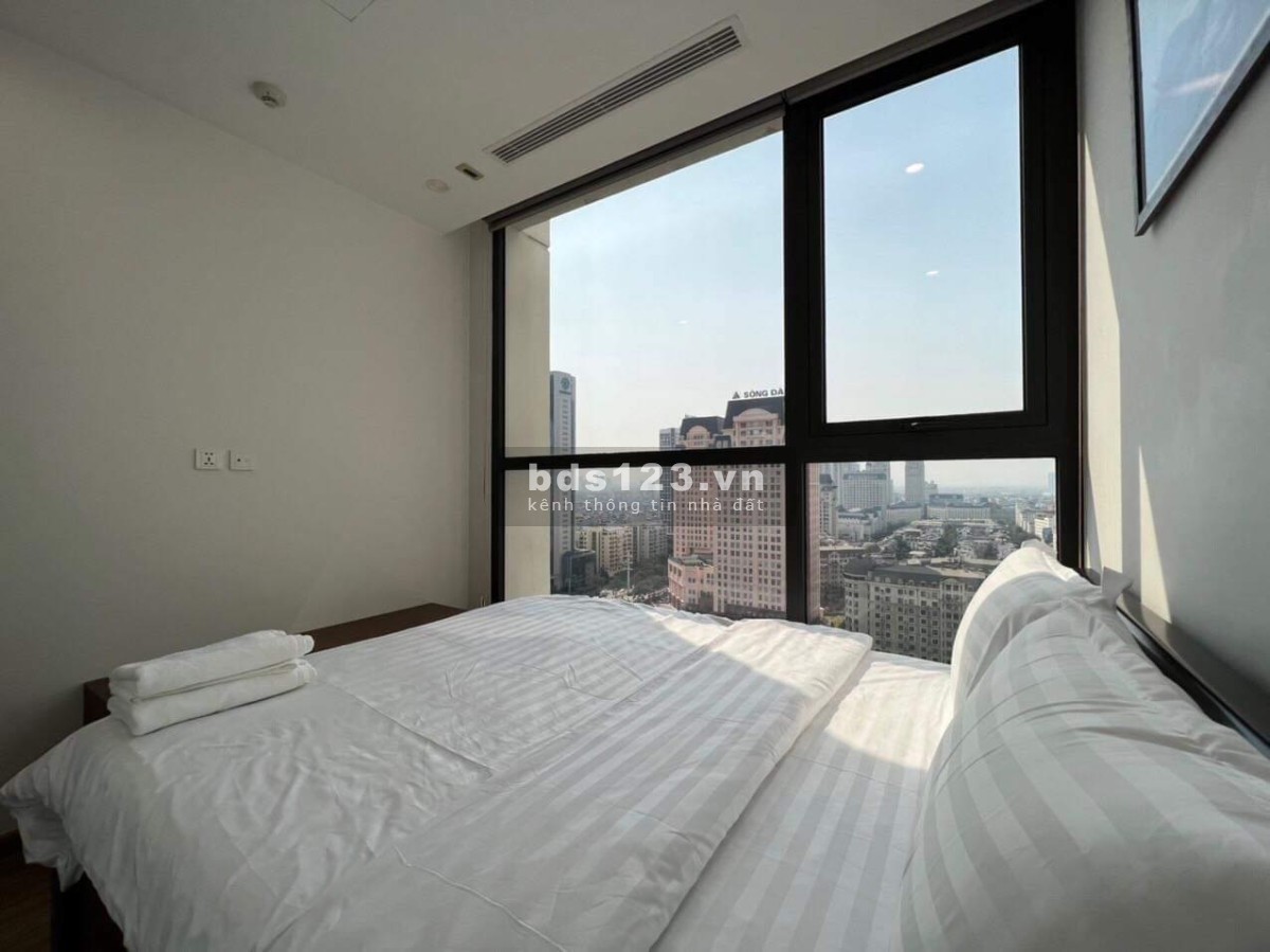 Vinhomes Sky lake: Chính chủ cần bán căn hộ chung cư 2n2wc tầng trung đẹp giá cạnh tranh