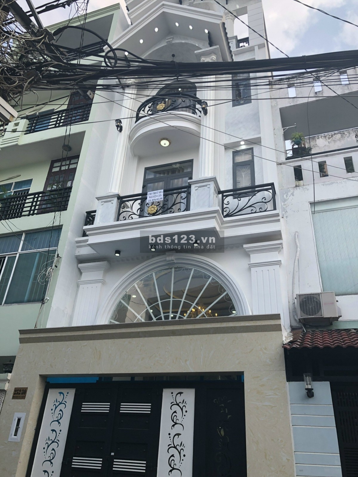 Cho thuê nguyên căn nhà hẻm 252 Phạm Văn Chiêu, P9, Gò Vấp, ô tô vào tận nơi