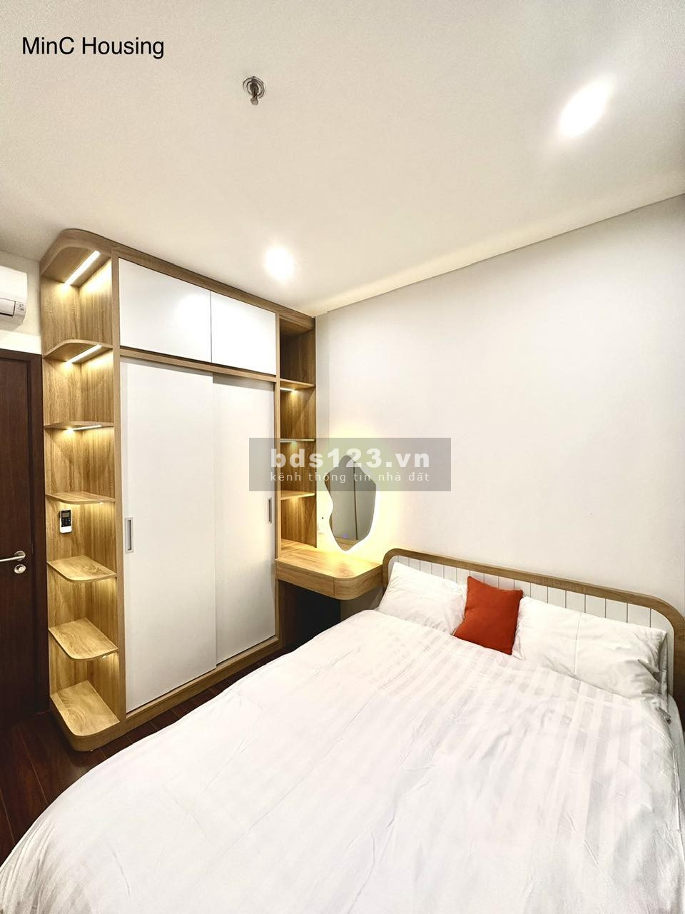 Cho thuê căn hộ 1 phòng ngủ + 1WC Masteri Water Front - Vinhomes Ocean Park Gia Lâm