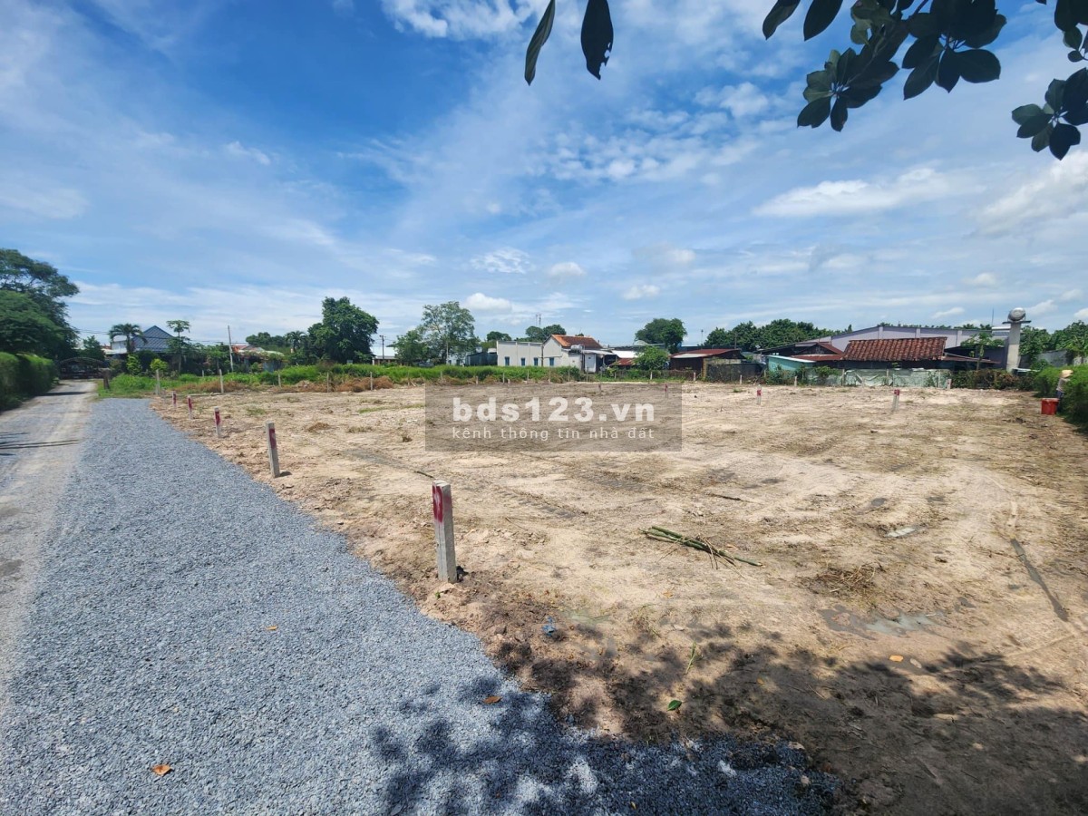 Bán 125m đất có thổ cư MT Nguyễn Thị Thạo, Phước Hiệp, Củ Chi giá chỉ 1 tỷ390