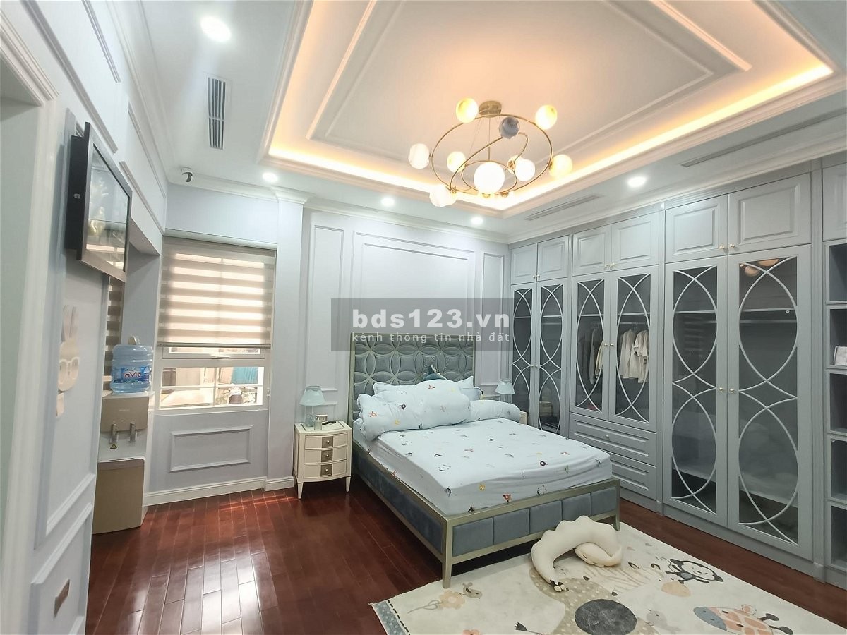 Biệt Thự tuyệt đẹp, trung tâm Ba Đình. 168m, 5T, Mt 8m, 38 Tỷ. Nội thất đẳng cấp, cuộc sống viên mãn