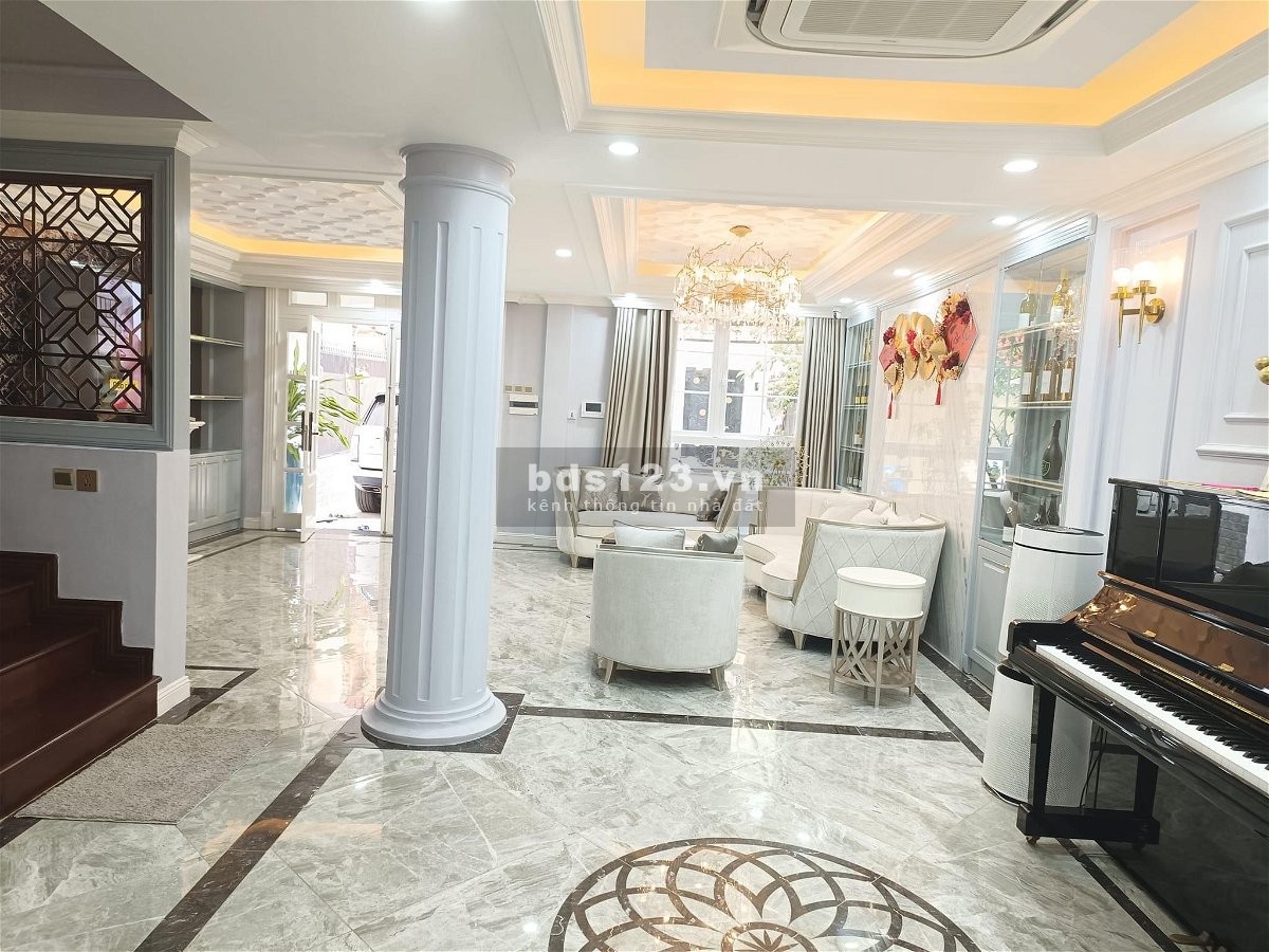 Biệt Thự tuyệt đẹp, trung tâm Ba Đình. 168m, 5T, Mt 8m, 38 Tỷ. Nội thất đẳng cấp, cuộc sống viên mãn