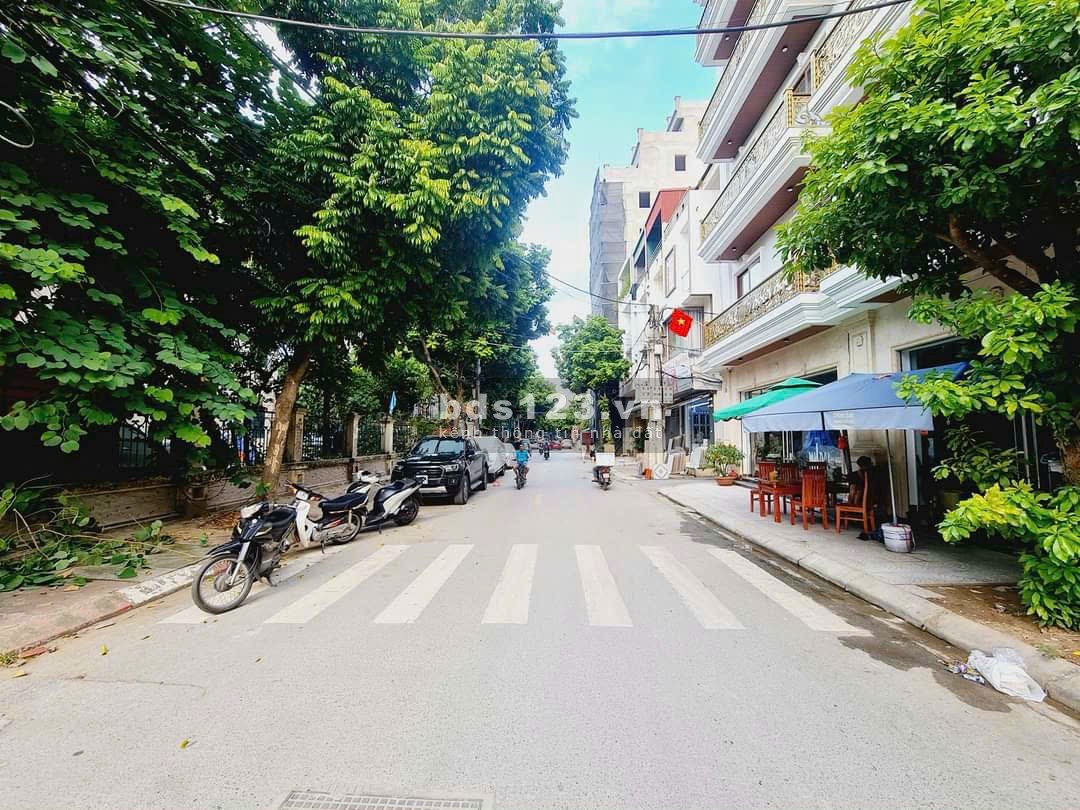 Cần bán đất mặt phố Phú Xá, Phú Thượng, Tây Hồ, kinh doanh tốt Dt 60m2, Mặt 4.6m, giá 12.5 tỷ